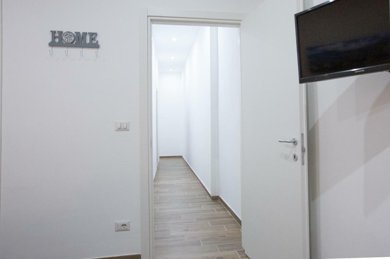 Апартаменты Marta House Неаполь Экстерьер фото