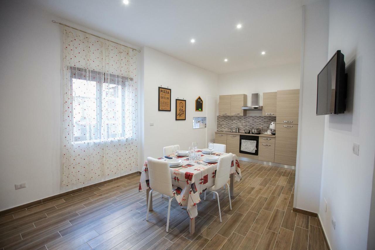 Апартаменты Marta House Неаполь Экстерьер фото