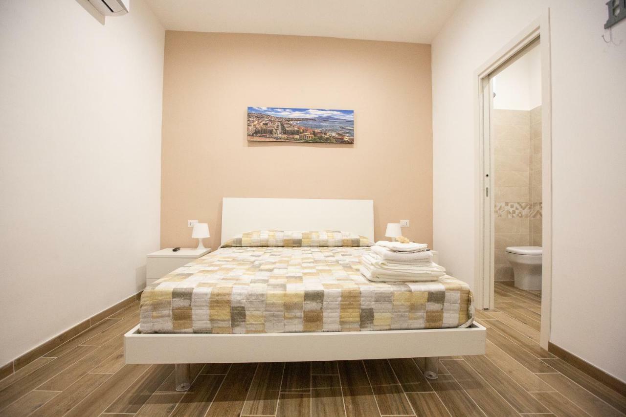 Апартаменты Marta House Неаполь Экстерьер фото