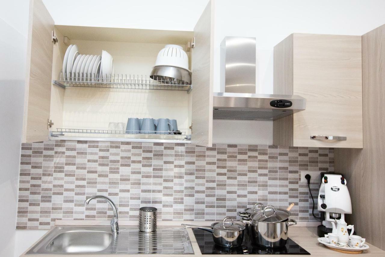 Апартаменты Marta House Неаполь Экстерьер фото